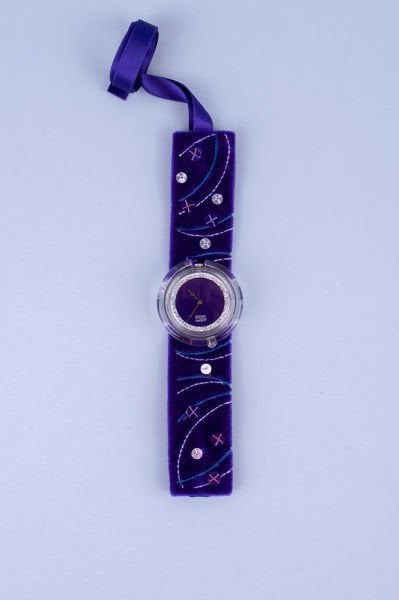 Swatch Kadife Kordon Kol Saati