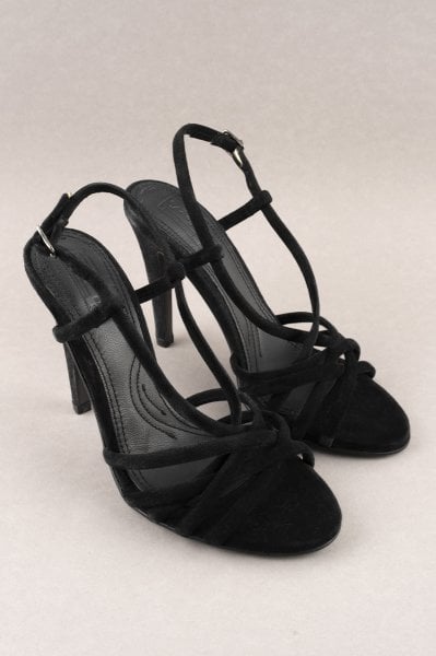 Zara Süet Bantlı Sandalet