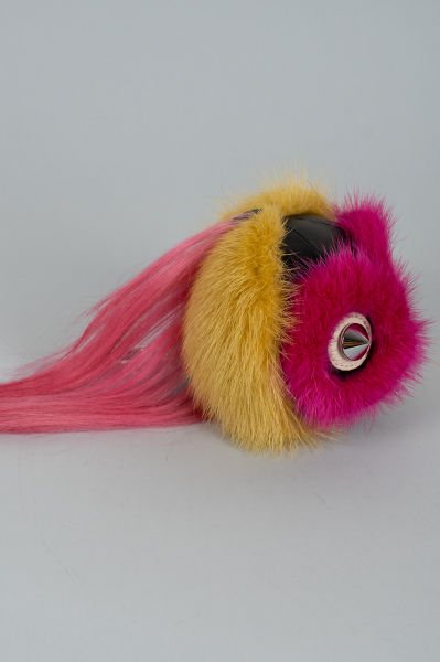 Fendi Zımbalı Peluş Anahtarlık