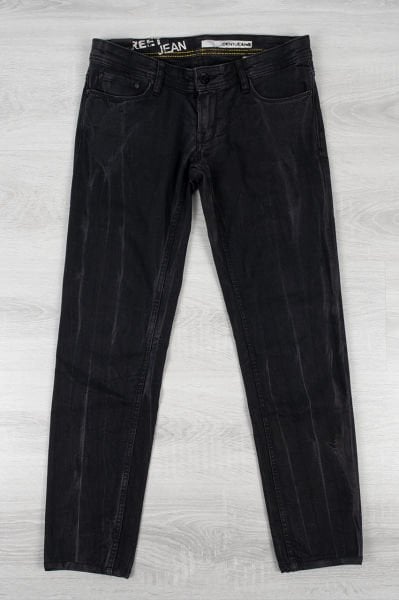 DKNY Jeans Degrade Jean