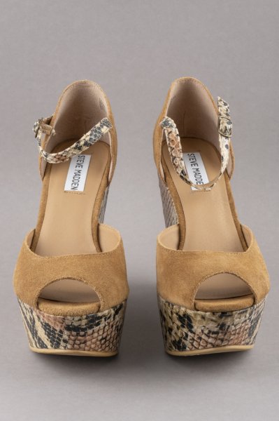 Steve Madden Platformlu Süet Sandalet